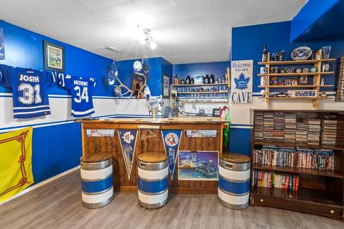 231 9Th Avenue, Creston, BC - Indoor