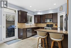 Door to pack patio - 