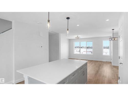 109 Nerine Cr, St. Albert, AB - Indoor Photo Showing Kitchen