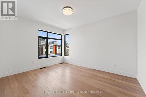 306 Selby Avenue, Ottawa, ON - Indoor Photo Showing Other Room