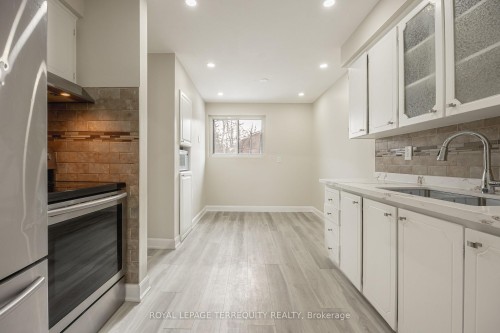 14-1945 Denmar Road, Pickering, ON - Indoor Photo Showing Kitchen With Double Sink