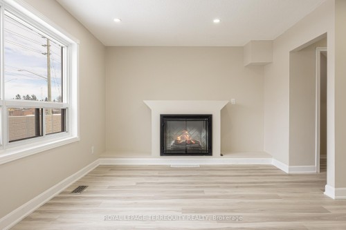 14-1945 Denmar Road, Pickering, ON - Indoor Photo Showing Other Room With Fireplace