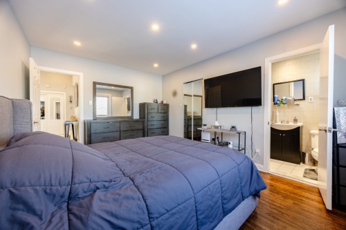 Master Bedroom - 5741 Av. Blossom, Côte-Saint-Luc, QC - Indoor Photo Showing Bedroom