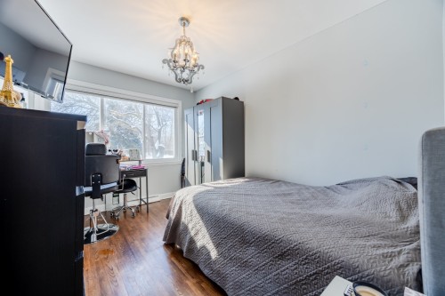 Bedroom - 5741 Av. Blossom, Côte-Saint-Luc, QC - Indoor Photo Showing Bedroom