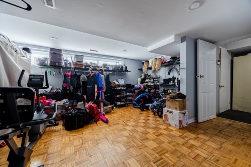 Basement - 5741 Av. Blossom, Côte-Saint-Luc, QC - Indoor Photo Showing Other Room