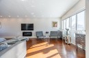 Living Room - 5741 Av. Blossom, Côte-Saint-Luc, QC  - Indoor Photo Showing Living Room With Fireplace 
