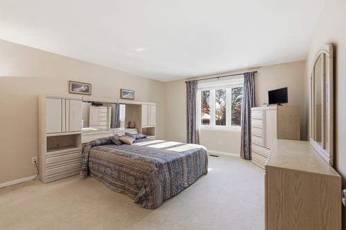 Chambre à coucher principale - 124 Rue Stéphanie, Dollard-Des-Ormeaux, QC - Indoor Photo Showing Bedroom