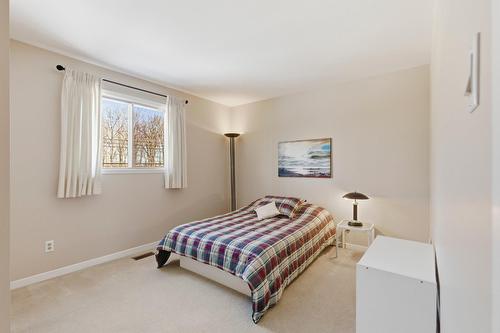 Chambre à coucher - 124 Rue Stéphanie, Dollard-Des-Ormeaux, QC - Indoor Photo Showing Bedroom