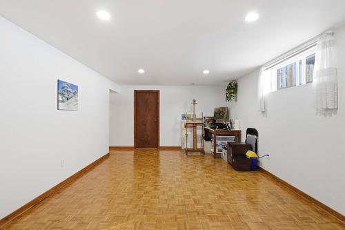 Sous-sol - 124 Rue Stéphanie, Dollard-Des-Ormeaux, QC - Indoor Photo Showing Other Room