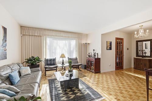 Salon - 124 Rue Stéphanie, Dollard-Des-Ormeaux, QC - Indoor Photo Showing Living Room