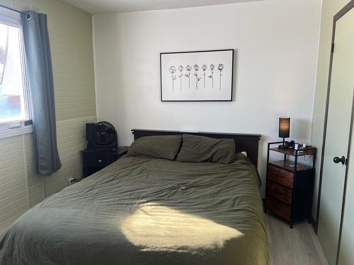 Chambre à coucher principale - 40 2E Rue, Chapais, QC - Indoor Photo Showing Bedroom