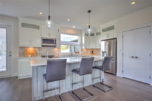 1218 Viewtop Rd, Duncan, BC 