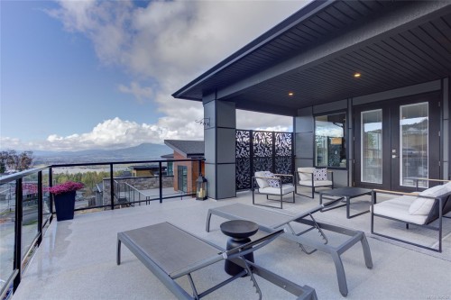 1218 Viewtop Rd, Duncan, BC 