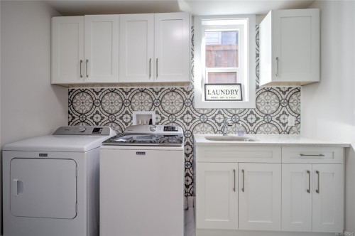 1218 Viewtop Rd, Duncan, BC 