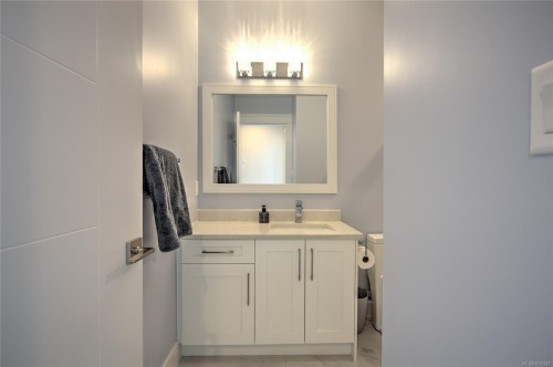 1218 Viewtop Rd, Duncan, BC 