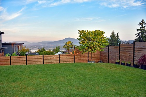 1218 Viewtop Rd, Duncan, BC 