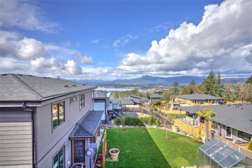 1218 Viewtop Rd, Duncan, BC 