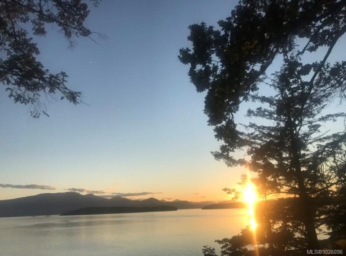 171 Mcgill Rd, Salt Spring, BC 