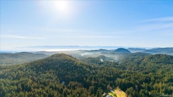 405 Hazlitt Creek Rd  Highlands, BC V9E 2A3