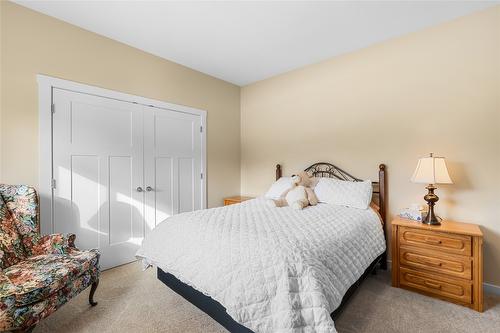 966 313Th Drive, Kimberley, BC - Indoor Photo Showing Bedroom