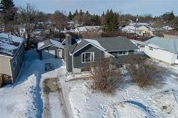 387 1ST ST  Stonewall, MB R0C 2Z0