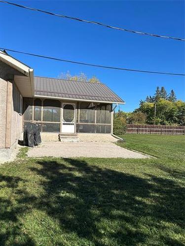 20 Poplar Ave, Ashern, MB 