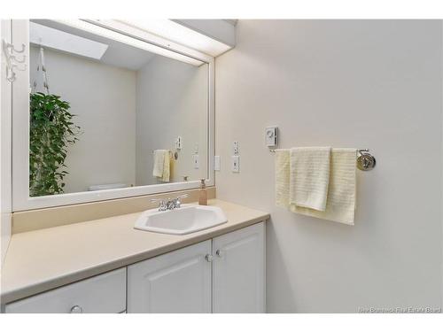 57 Camelot Dr, Moncton, NB 