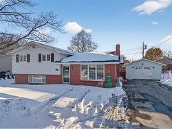 3 Mersereau ST  Miramichi, NB E1N 3N8