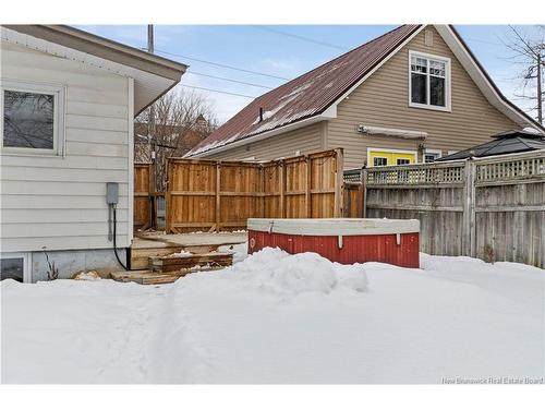 520 Aberdeen St, Fredericton, NB 