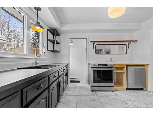 520 Aberdeen St, Fredericton, NB 