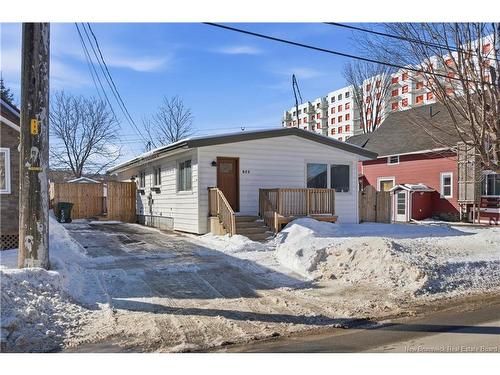 520 Aberdeen St, Fredericton, NB 