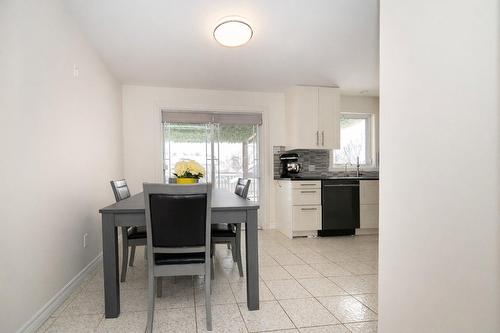 Dining room - 360 Rue Proteau, Saint-Eustache, QC - Indoor Photo Showing Dining Room