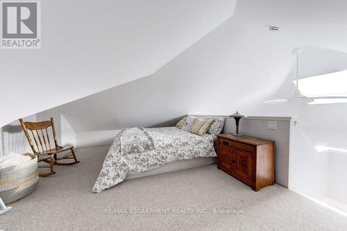 7 Homewood Avenue, Hamilton, ON - Indoor Photo Showing Bedroom