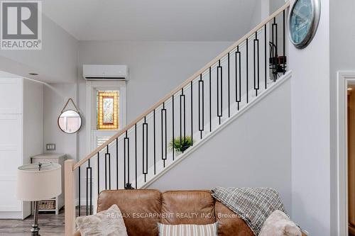 7 Homewood Avenue, Hamilton, ON - Indoor Photo Showing Other Room