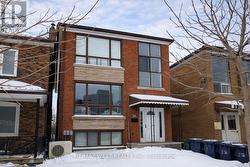 2 - 106 KIRKNEWTON ROAD  Toronto, ON M6E 3Y2