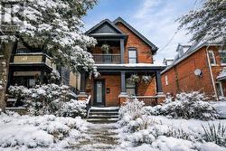 597 MACLAREN STREET  Ottawa, ON K1R 5K8