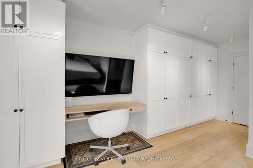 597 Maclaren Street, Ottawa, ON - Indoor Photo Showing Other Room