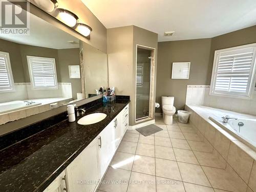 157 Farmstead Road, Richmond Hill, ON - Indoor Photo Showing Bathroom