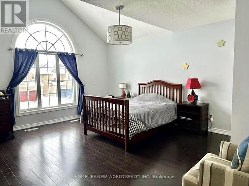 157 Farmstead Road, Richmond Hill, ON - Indoor Photo Showing Bedroom