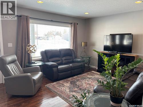 1003 11Th Street, Humboldt, SK - Indoor Photo Showing Living Room