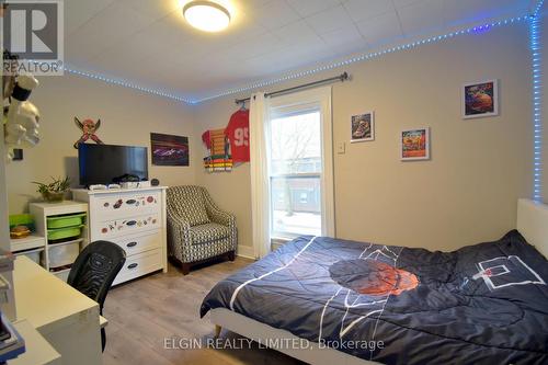 57 Scott Street, St. Thomas, ON - Indoor Photo Showing Bedroom