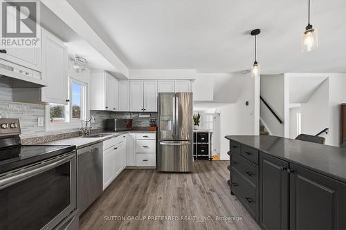 44 Cumberland Crescent, London North (North G), ON - Indoor Photo Showing Kitchen