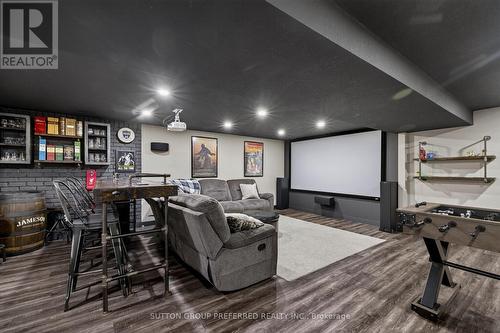 44 Cumberland Crescent, London North (North G), ON - Indoor