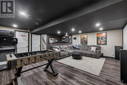 44 Cumberland Crescent, London North (North G), ON - Indoor