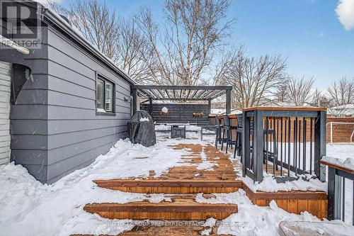 44 Cumberland Crescent, London North (North G), ON - Outdoor