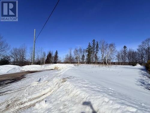 6 Lowe Court, Whitewater Region, ON 