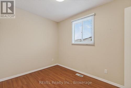 Upper - 6166 Wildrose Crescent, Niagara Falls (Oldfield), ON - Indoor Photo Showing Other Room