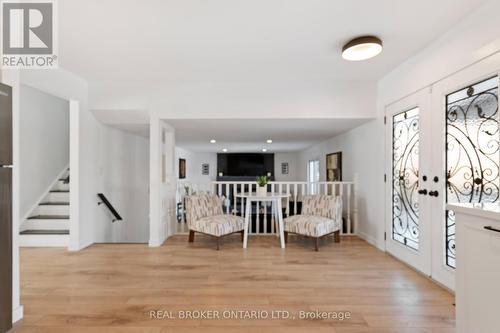 24 Keefer Road, Thorold (Confederation Heights), ON - Indoor