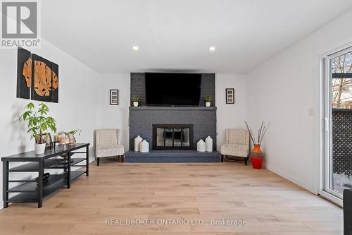 24 Keefer Road, Thorold (Confederation Heights), ON - Indoor With Fireplace