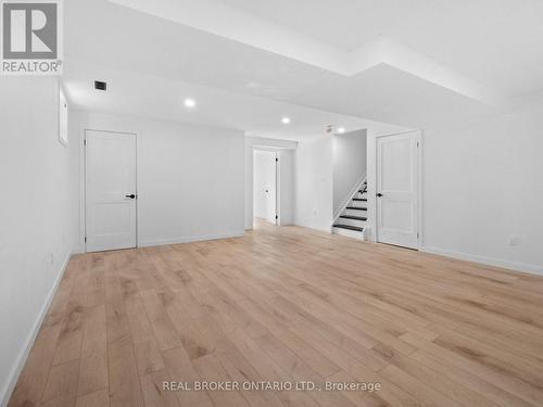24 Keefer Road, Thorold (Confederation Heights), ON - Indoor Photo Showing Other Room